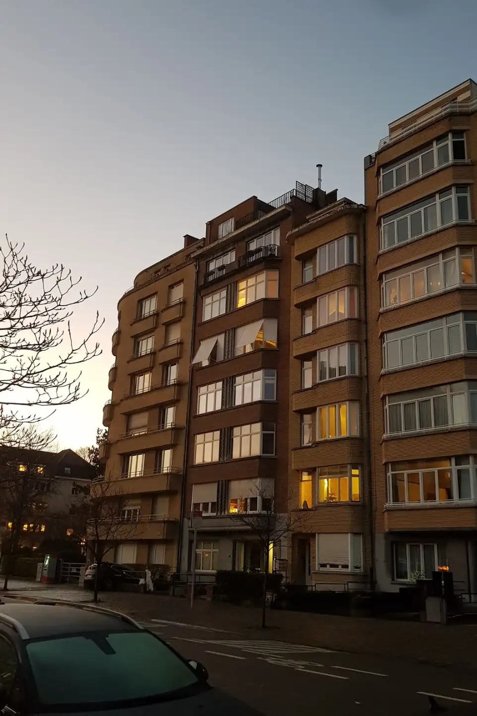 Volets déroulants en bois