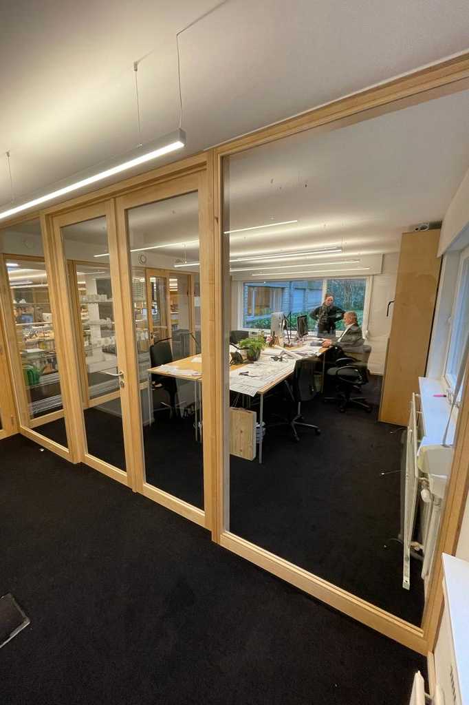 Cloison en Hêtre dans un bureau d architecte
